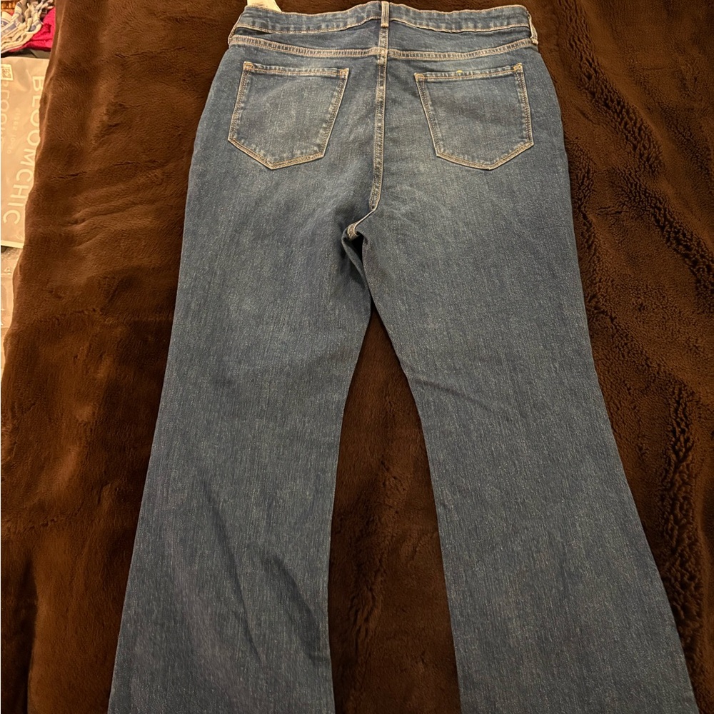 Old Navy Dark Blue Flare Jeans with Contrast Stitching - Picture 3 of 4
